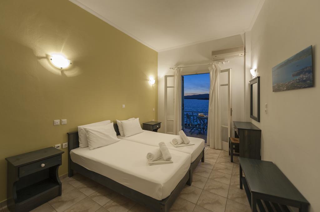 Angeliki Seaside Hotel Alikí Zewnętrze zdjęcie